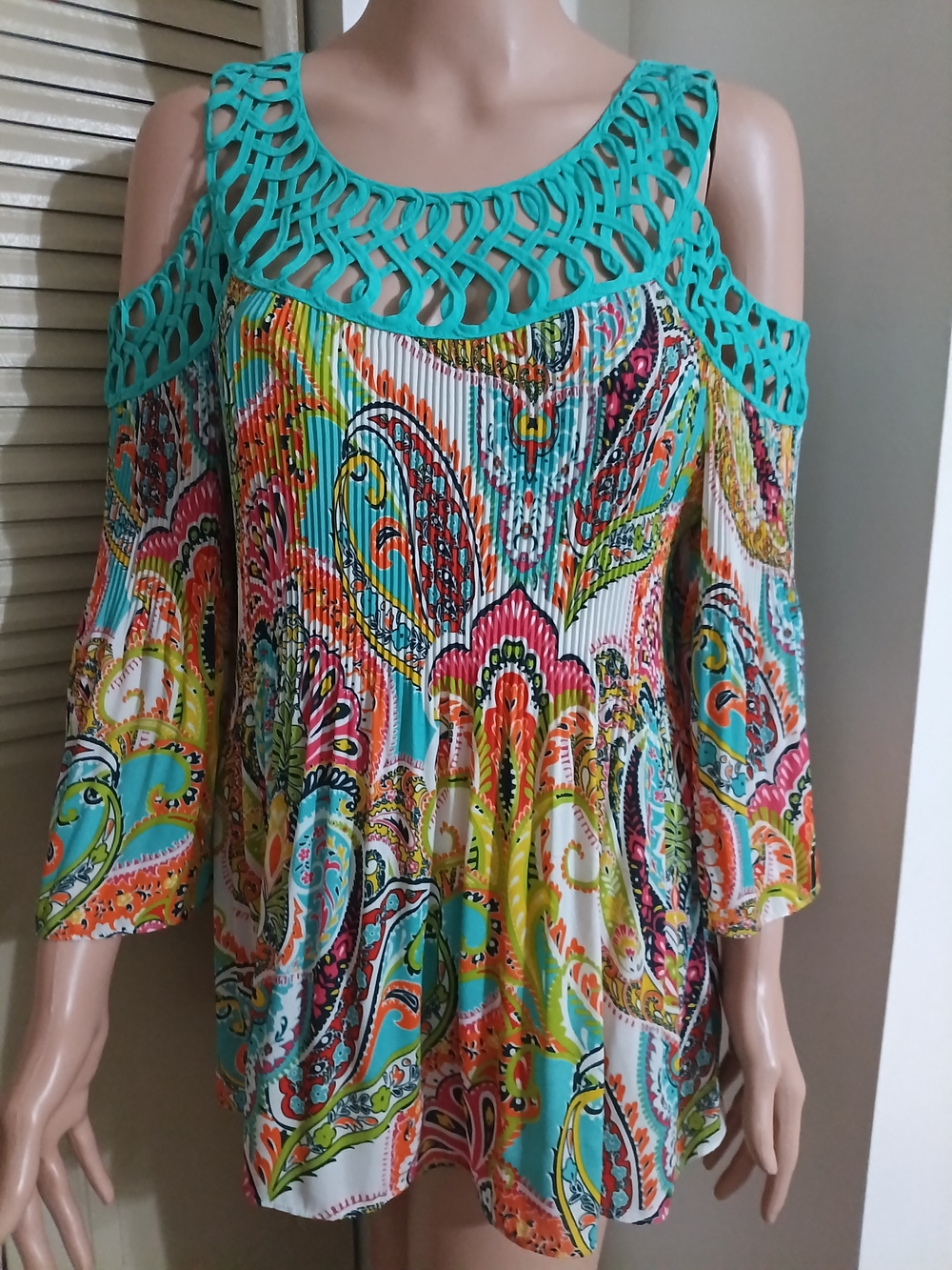 Spense Turquoise Crochet Yoke Cold-Shoulder Paisley Tunic